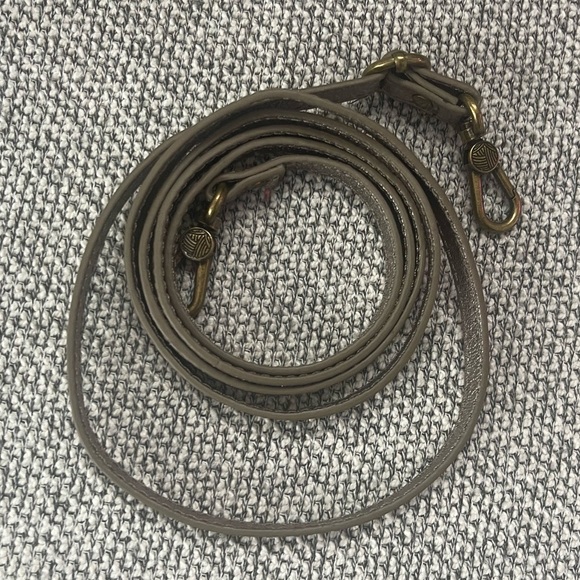 The Sak Metallic Silver Crossbody Wallet - Picture 8 of 16